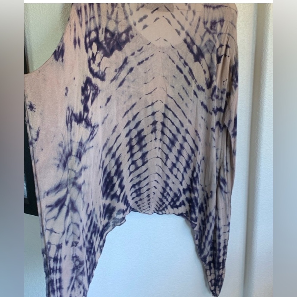 BLUE LIFE tunic Women's XS/S, tan with navy tie dye pattern; oversized. EUC - Picture 6 of 14